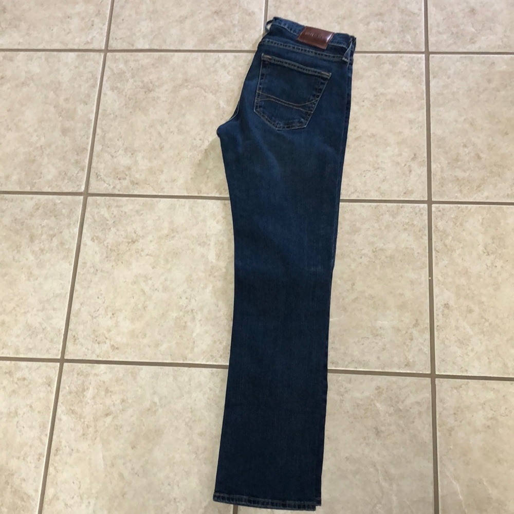 Mens jeans size 29x32 like new